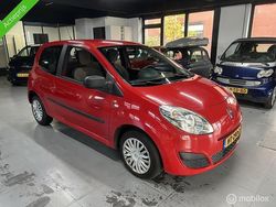 Rood Gebruikt 2010 Renault Twingo Hatchback | € 1.650 (Super prijs)