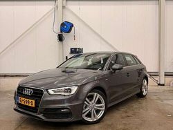 Grijs Gebruikt 2015 Audi A3 S-Line Hatchback | € 13.000 (Eerlijke prijs)