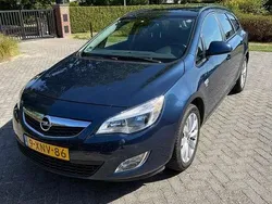 Blauw Gebruikt 2013 Opel Astra Sport Stationwagen | € 7.250 (Eerlijke prijs)