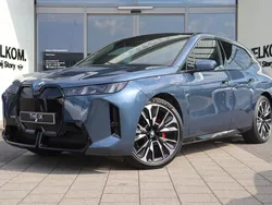 Bruin Nieuw 2025 BMW iX M Sport SUV | € 124.137 (Duur)
