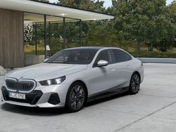 Grijs Nieuw 2025 BMW i5 M Sport Sedan | € 84.531 (Goede deal)