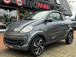 Zwart Gebruikt 2014 Ligier JSRC Hatchback | € 9.750