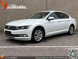 Wit Gebruikt 2016 VW Passat Sedan | € 9.450