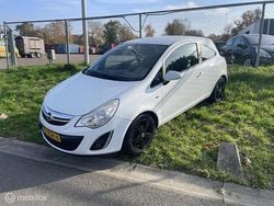 Wit Gebruikt 2013 Opel Corsa Edition Hatchback | € 2.450 (Eerlijke prijs)
