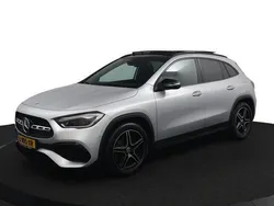 Grijs, metallic lak Gebruikt 2021 Mercedes GLA180 Business SUV | € 32.999 (Goede deal)