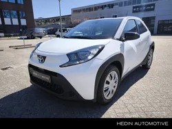Wit Gebruikt 2024 Toyota Aygo Business Edition Hatchback | € 17.445 (Goede deal)