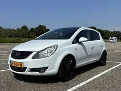 Wit Gebruikt 2010 Opel Corsa Edition Hatchback | € 2.500 (Super prijs)