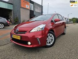 Rood Gebruikt 2012 Toyota Prius+ MPV | € 15.750 (Eerlijke prijs)