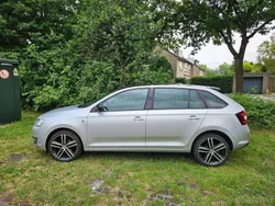 Zilver Gebruikt 2014 Skoda Rapid Elegance Hatchback | € 5.750 (Goede deal)