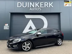 Zwart Gebruikt 2015 Volvo V60 R-Design Stationwagen | € 9.950 (Iets duurder)