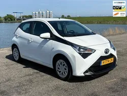 Wit Gebruikt 2020 Toyota Aygo X-play Hatchback | € 7.400 (Super prijs)