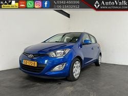 Blauw Gebruikt 2015 Hyundai i20 Hatchback | € 3.749 (Super prijs)