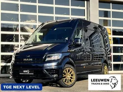 Blauw Nieuw 2024 MAN TGE Van | € 57.600 (Duur)
