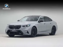 Grijs Nieuw 2025 BMW M5 Performance Sedan | € 153.083 (Goede deal)