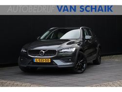 Grijs Gebruikt 2021 Volvo V60 CC Pro Stationwagen | € 42.850 (Eerlijke prijs)