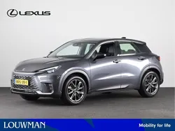 Grijs, metallic lak Gebruikt 2025 Lexus LBX SUV | € 40.945 (Goede deal)