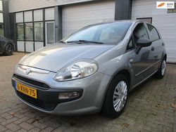 Grijs (metallic) Gebruikt 2011 Fiat Punto Evo Dynamic Hatchback | € 2.950 (Eerlijke prijs)