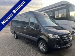 Zwart Gebruikt 2024 Mercedes Sprinter Van | € 64.900