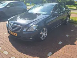 Zwart Gebruikt 2009 Mercedes E220 Avantgarde Sedan | € 4.950 (Eerlijke prijs)