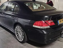 Zwart Gebruikt 2005 BMW 740 Sedan | € 11.500