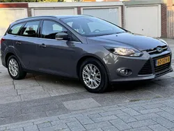 Bruin Gebruikt 2012 Ford Focus Titanium Stationwagen | € 3.950 (Goede deal)