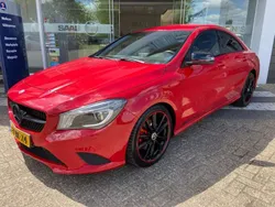 Rood Gebruikt 2013 Mercedes CLA180 Ambition Sedan | € 12.950 (Eerlijke prijs)