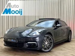 Grijs Gebruikt 2018 Porsche Panamera Sport Turismo Sedan | € 56.950 (Goede deal)