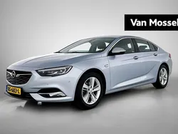 Grijs Gebruikt 2017 Opel Insignia Innovation Hatchback | € 14.440 (Super prijs)