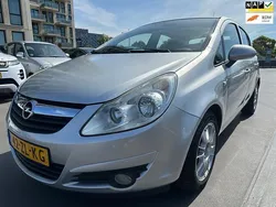 Grijs Gebruikt 2008 Opel Corsa Enjoy Hatchback | € 5.950 (Eerlijke prijs)