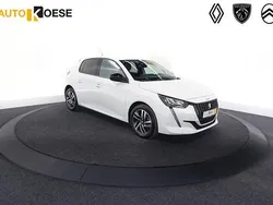 Hatchback Gebruikt 2023 Peugeot 208 Allure Hatchback | € 17.900 (Eerlijke prijs)