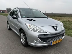 Grijs Gebruikt 2011 Peugeot 206+ Hatchback | € 3.950 (Iets duurder)