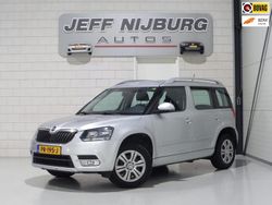 Grijs (metallic) Gebruikt 2015 Skoda Yeti Active SUV | € 13.999 (Super prijs)