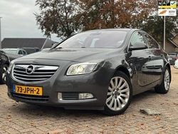 Grijs Gebruikt 2009 Opel Insignia Cosmo Hatchback | € 6.999 (Super prijs)