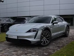 Zilver Gebruikt 2023 Porsche Taycan Cross Turismo Sedan | € 76.639 (Goede deal)