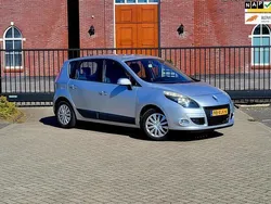 Grijs Gebruikt 2010 Renault Scénic III Expression MPV | € 5.499 (Eerlijke prijs)