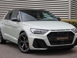 Zilver, metallic lak Gebruikt 2024 Audi A1 Sportback S-Line Hatchback | € 47.950