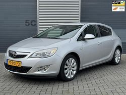 Grijs Gebruikt 2011 Opel Astra Cosmo Hatchback | € 2.990 (Duur)
