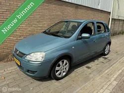 Groen Gebruikt 2006 Opel Corsa Essentia Hatchback | € 1.799 (Goede deal)