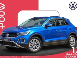 Blauw, metallic lak Gebruikt 2024 VW T-Roc Edition SUV | € 26.950 (Goede deal)