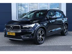 Zwart Gebruikt 2021 Volvo XC40 Inscription SUV | € 33.900 (Eerlijke prijs)