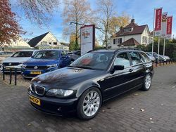 Zwart Gebruikt 2005 BMW 318 Stationwagen | € 2.250
