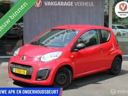 Rood Gebruikt 2014 Citroën C1 Attraction Hatchback | € 2.895 (Goede deal)