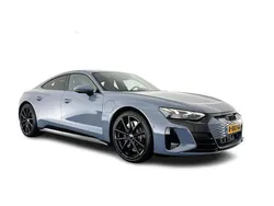 Kemoragraumetallic (grijs metallic) Gebruikt 2022 Audi e-tron GT quattro Sport Sedan | € 57.845 (Goede deal)