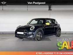 Enigmatic black Gebruikt 2022 Mini Cooper Comfort Hatchback | € 21.900 (Goede deal)