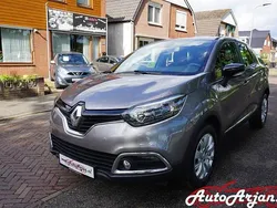 Grijs Gebruikt 2016 Renault Captur Dynamique SUV | € 10.500 (Eerlijke prijs)