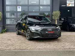 Zwart Gebruikt 2021 Audi A3 Sportback Edition .1 Hatchback | € 31.795 (Iets duurder)