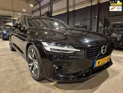 Zwart Gebruikt 2021 Volvo V60 R-Design Stationwagen | € 31.849 (Super prijs)