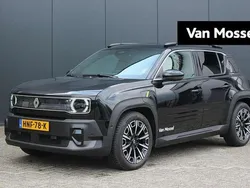 Zwart Nieuw 2025 Renault 4 E-Tech Iconic SUV | € 39.440 (Eerlijke prijs)