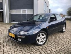 Blauw Gebruikt 1997 Mazda 323F Hatchback | € 6.900