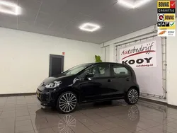 Zwart Gebruikt 2018 VW up! Move Hatchback | € 8.450 (Eerlijke prijs)